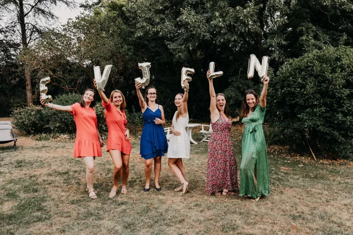 Séance photo entre amies pour un EVJF