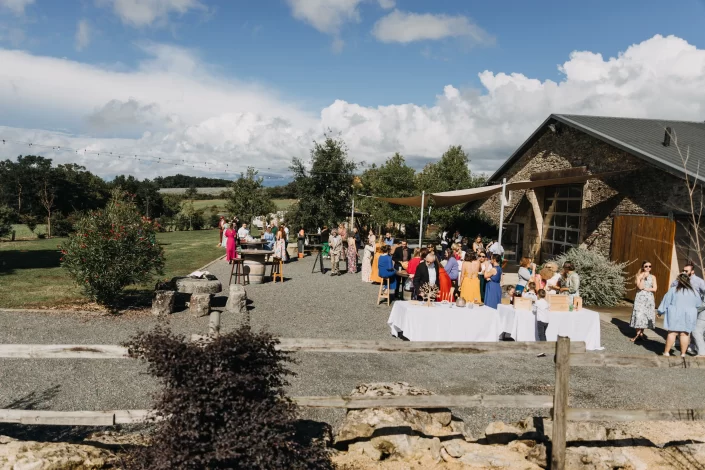 Cocktail lors d'un mariage au Domaine du Bois Menias en Vendée
